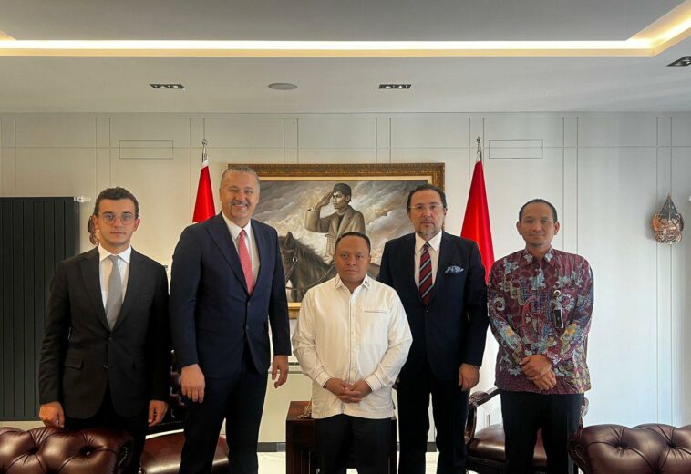 Endonezya ile ülkemiz arasındaki e-ihracatı geliştirmek için görüşmeler yaptık
