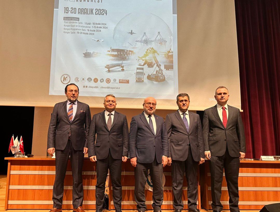 Kayseri Üniversitesi’nde Uluslararası Ticaret ve Lojistik Kongresine katıldım.