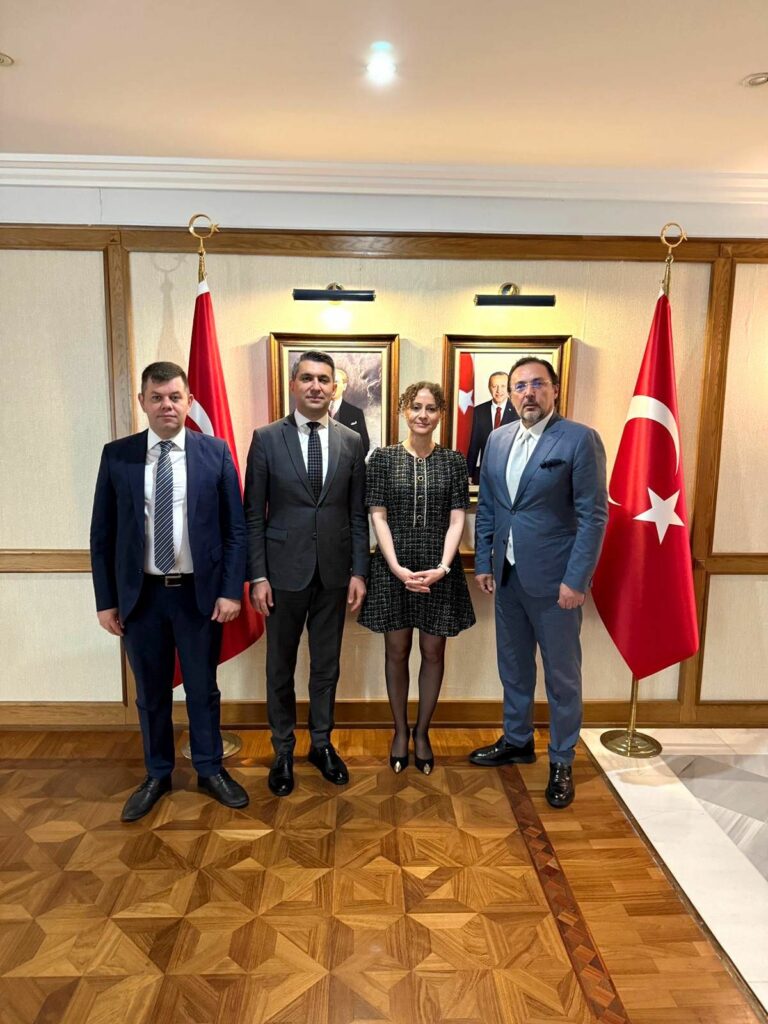 Moskova Büyükelçimiz Sn. Tanju Bilgiç’e Ziyaretimiz Whatsapp image 2025 07 07 at 21. 46. 33