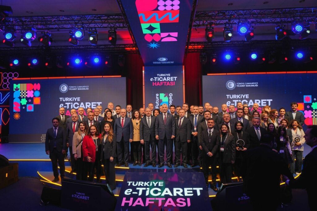 Türkiye E-Ticaret Haftası’nın Ilk Günü! 1763793658320