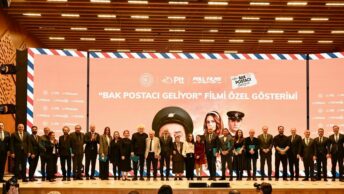 &Quot;Bak Postacı Geliyor&Quot; Filminin Ankara’daki Galasındayız! 1769012787534